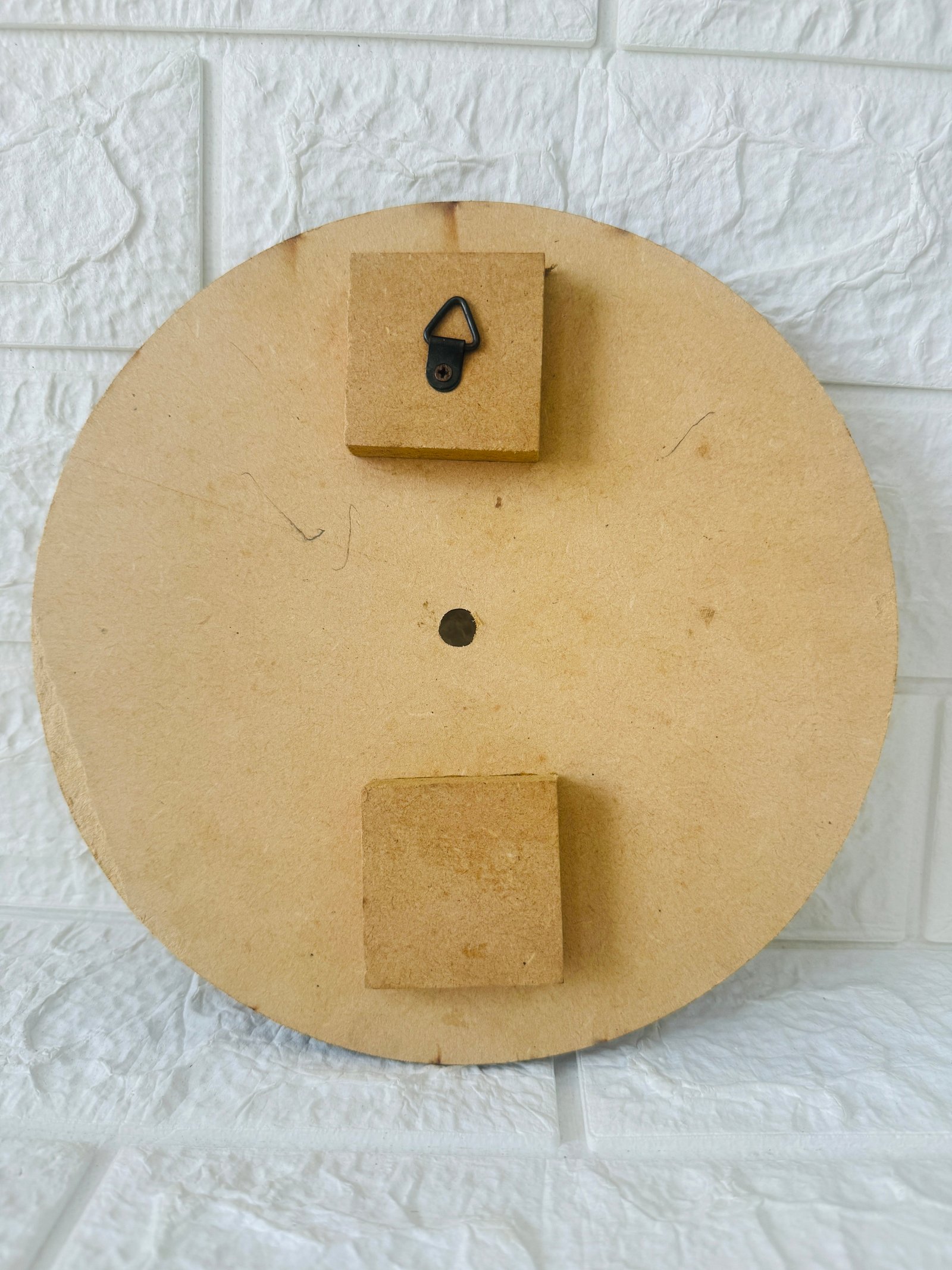 Round small wallclock base