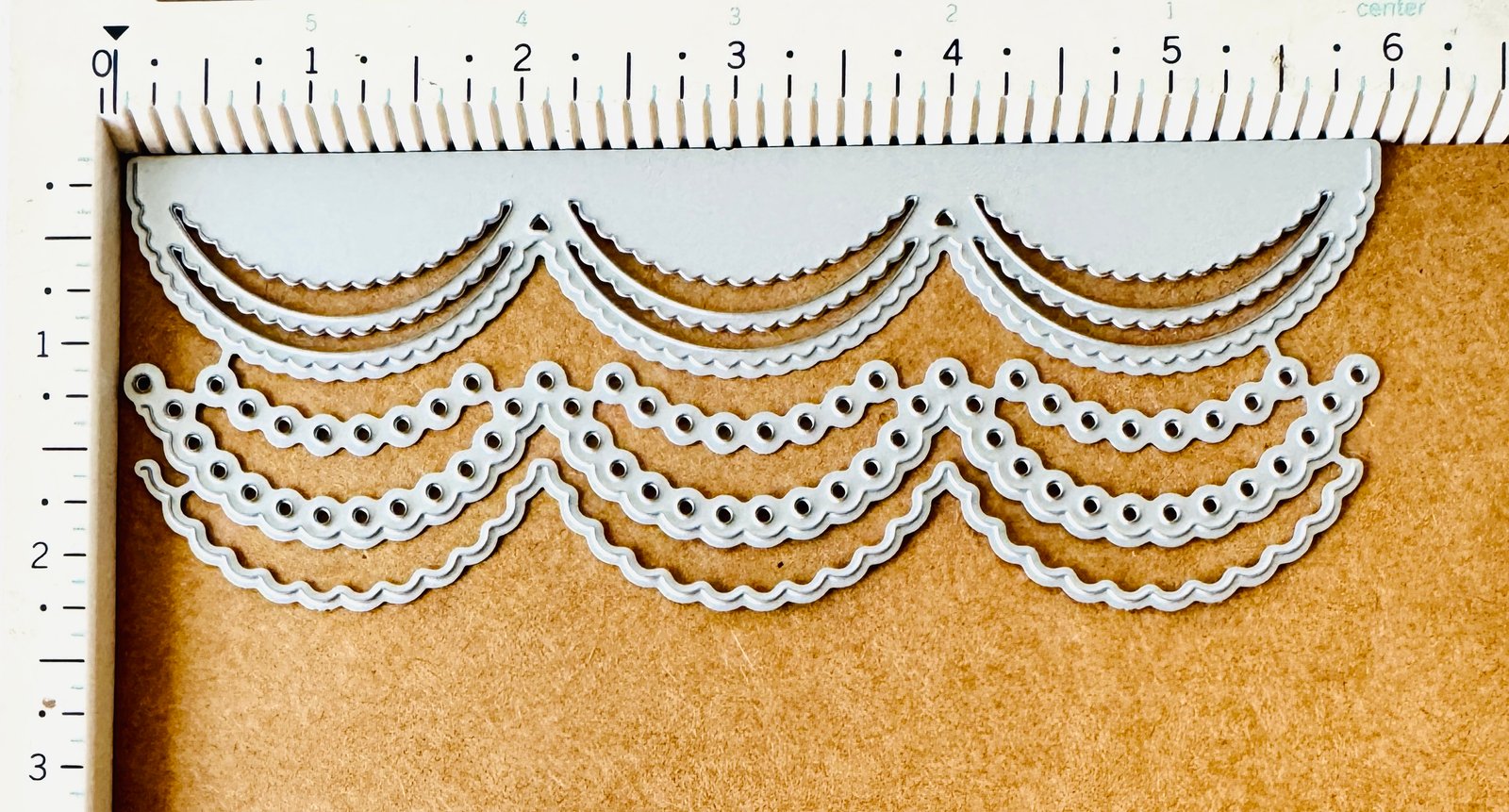 Layered Scallop Border Lace